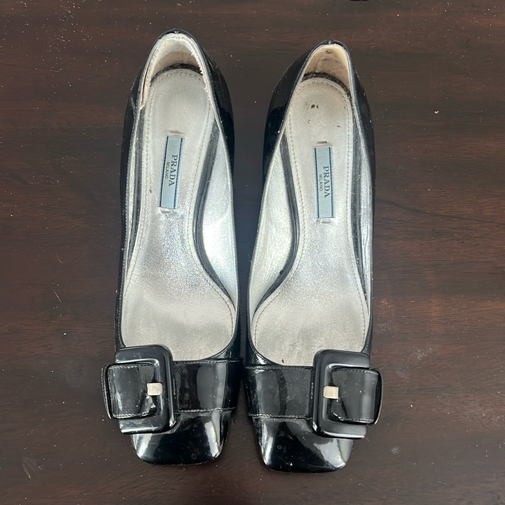 Prada patent leather heels size 37.5
